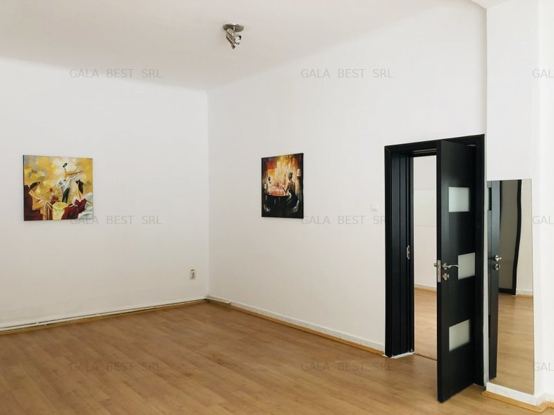 Piata Muncii, Vatra Luminoasa, casa 150 mp, nemobilata